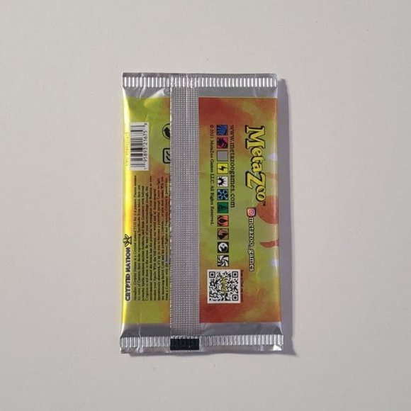 Metazoo - Cryptid Nations Booster Pack - Yellow - Picture 2 of 4